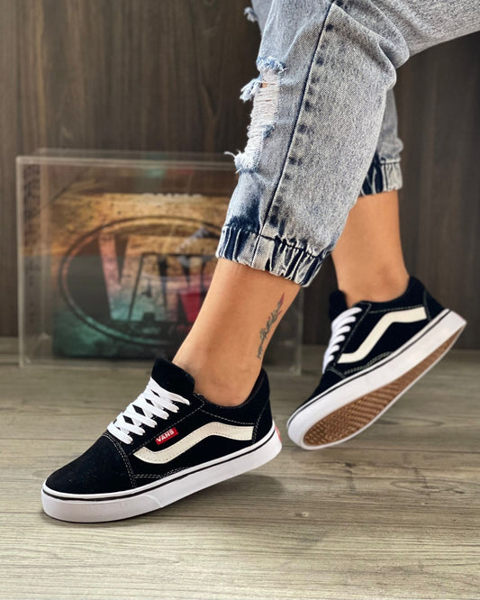 VANS DAMA